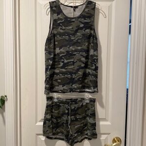Tart Intimates L Green Camo Tank Top & Shorts Sleepwear Set